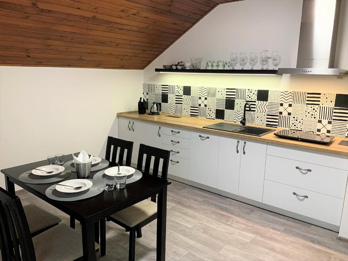 Apartman V Podkrovi Hostinne  Exterior photo